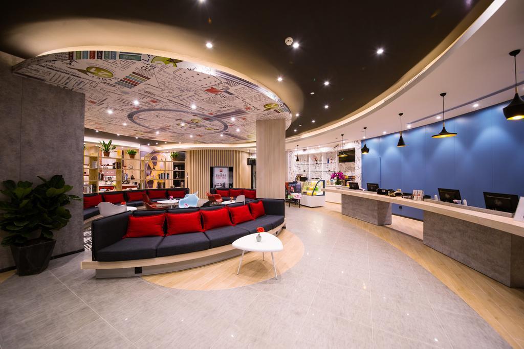 Отель Ibis Guangzhou Yuexiu Park Metro Station Экстерьер фото